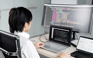 汕尾 api php源码,下载的php源码怎么运行呢？